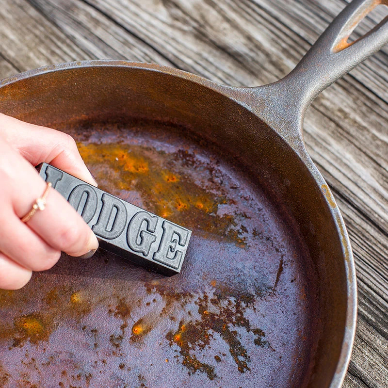 Lodge A-RUSTY1 Rust Eraser for Cast Iron Cookware Knives and Tools