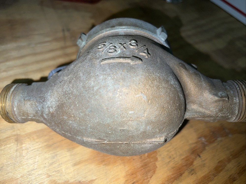 master meter brass 5/8” X 3/4” water meter