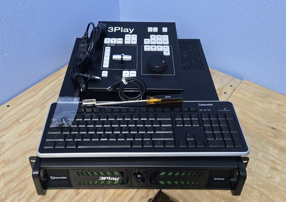 NewTek 3Play 3PXD425 with Control Surface Unit (INV02-BINZ001B)