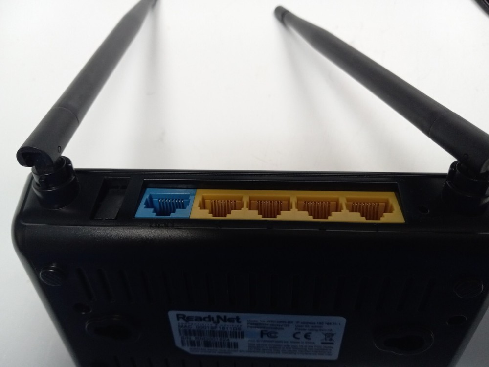 READYNET WIRLESS ROUTER MODEL WRT300N-DX