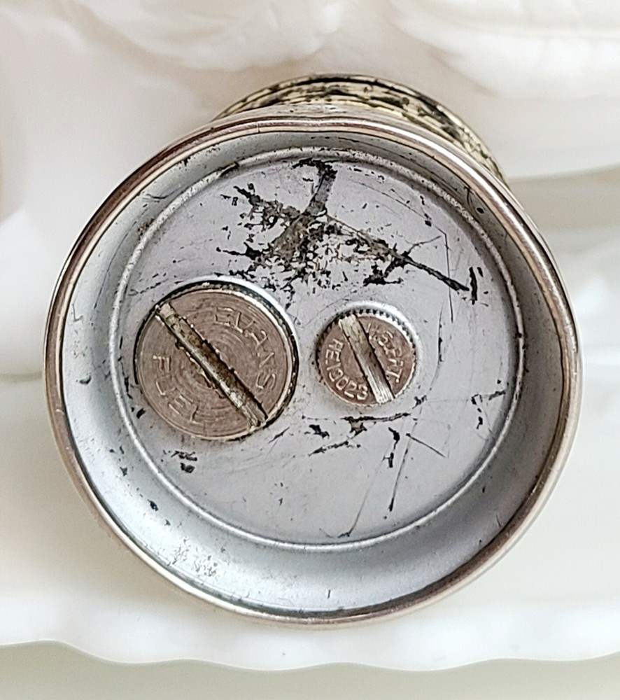 ANTIQUE EVANS CIGARETTE TABLE LIGHTER ReSaleGeek.com