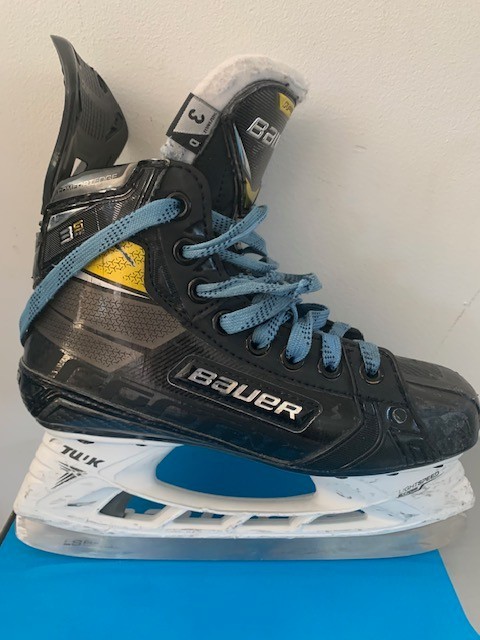 Bauer 3S Pro Skates Size 3 D