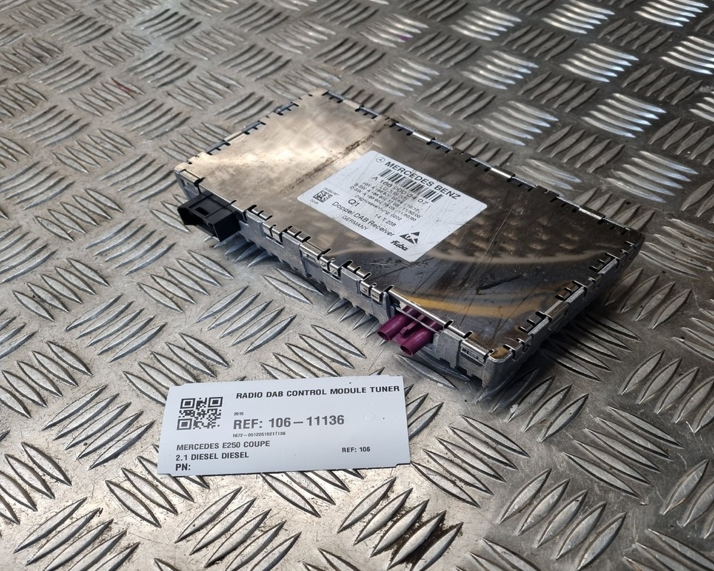 Mercedes E250 Coupe 2015 Radio Dab Control Module Tuner