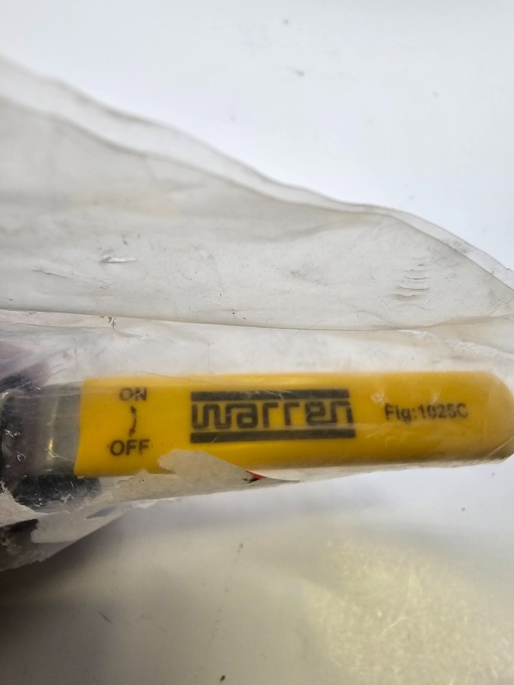 Warren Full Port Oval Handle Ball Valve Threaded Ends 1025C