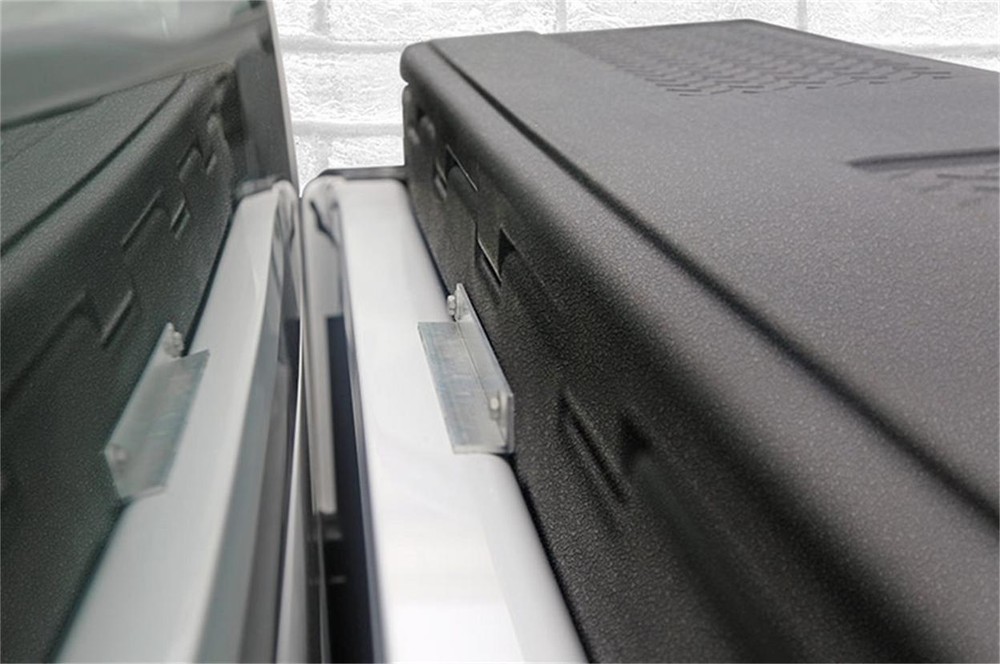 Dee Zee DZ6170P Specialty Series Poly Crossover Tool Box