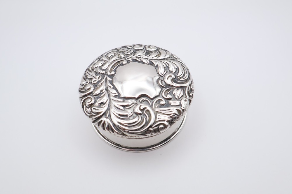 Antique Solid Silver Repousse Trinket Jewellery Box Hallmarked Chester 1899