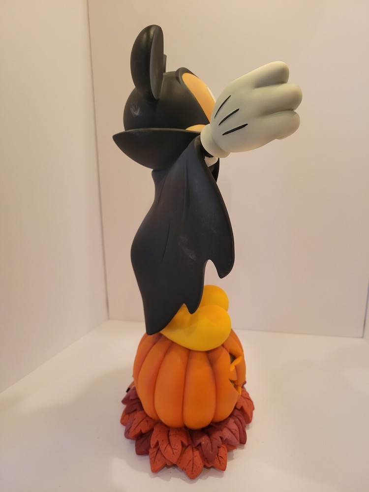 Disney Halloween Vampire Dracula Mickey Mouse Light Up Original Packaging
