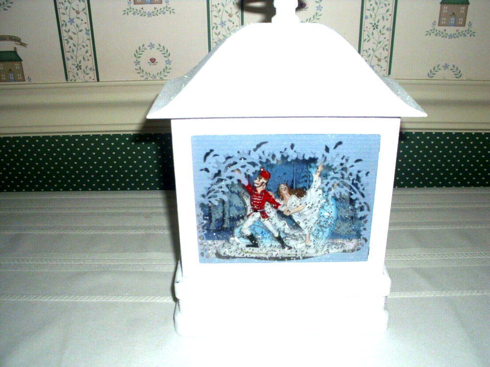 ROMAN 5.5"H-CONFETTI LITE-LIGHTED SWIRL NUTCRACKER SUITE LANTERN-NIB