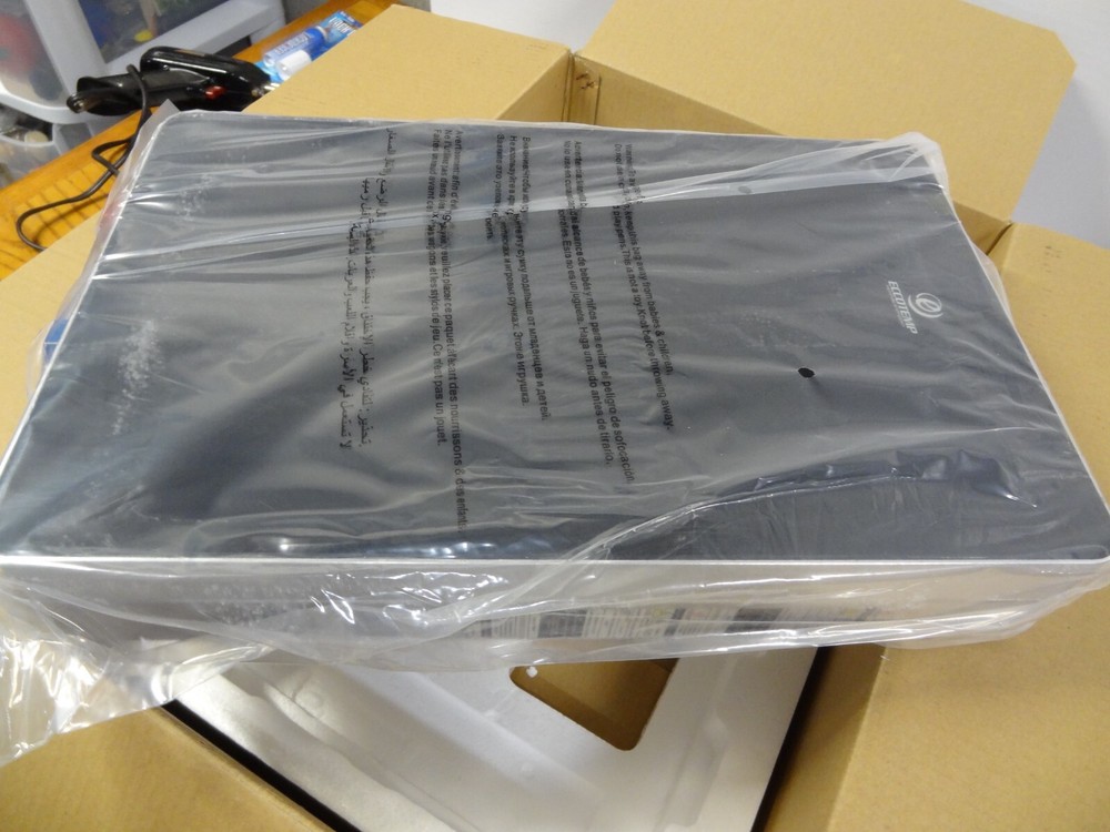 New NIB Eccotemp iE-27 27KW 3.5 GPM Electric Tankless Water Heater Black 240V