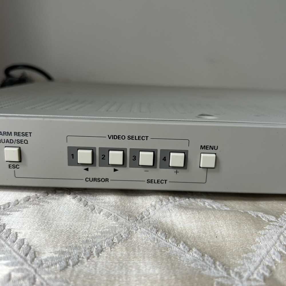 Panasonic WJ-MS424 Quad System 4CH Input Color Digital Video Multiplexer Rack