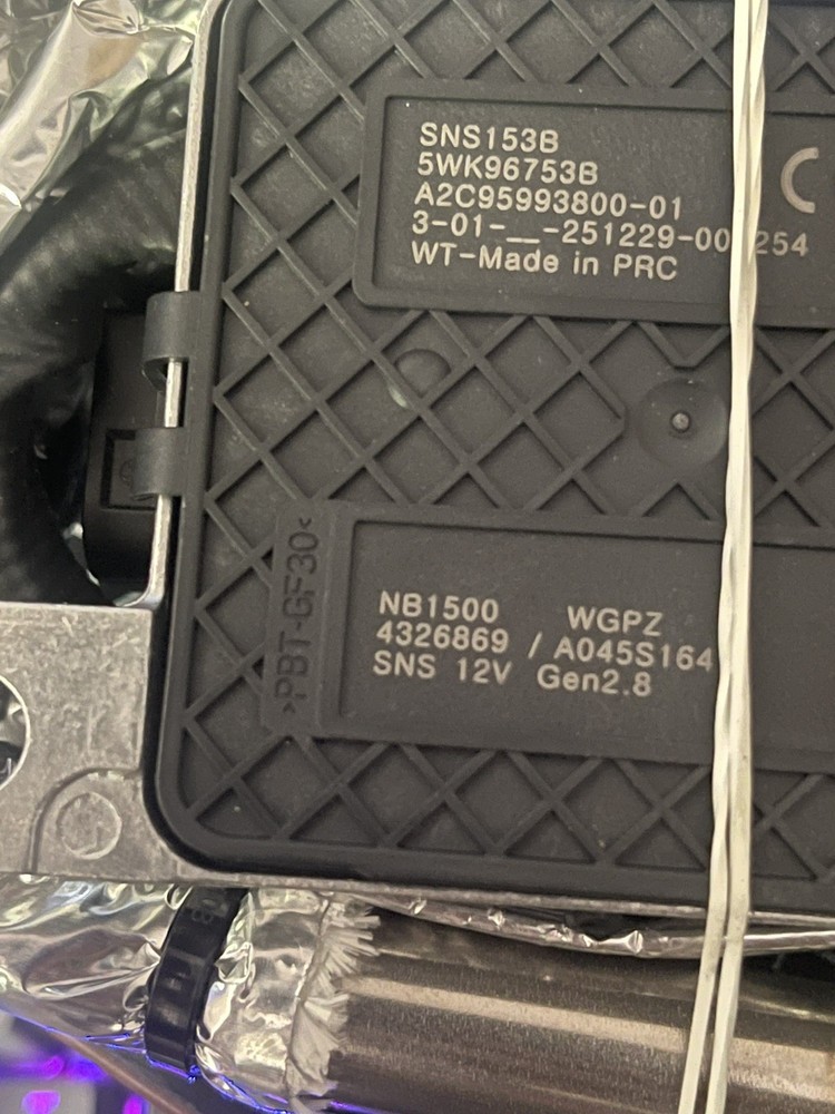 Cummins Nitrogen Oxide Sensor 4326869RX NB1500 4326869