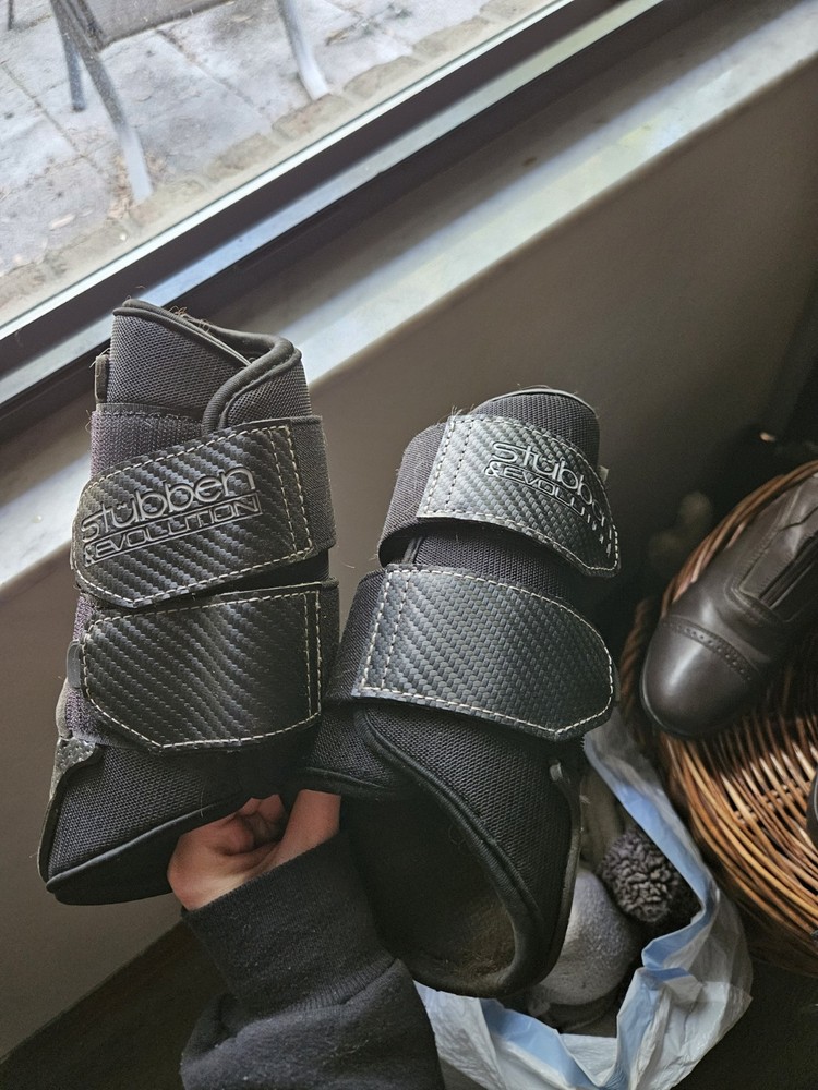 Stubben Airflow Brushing Boots