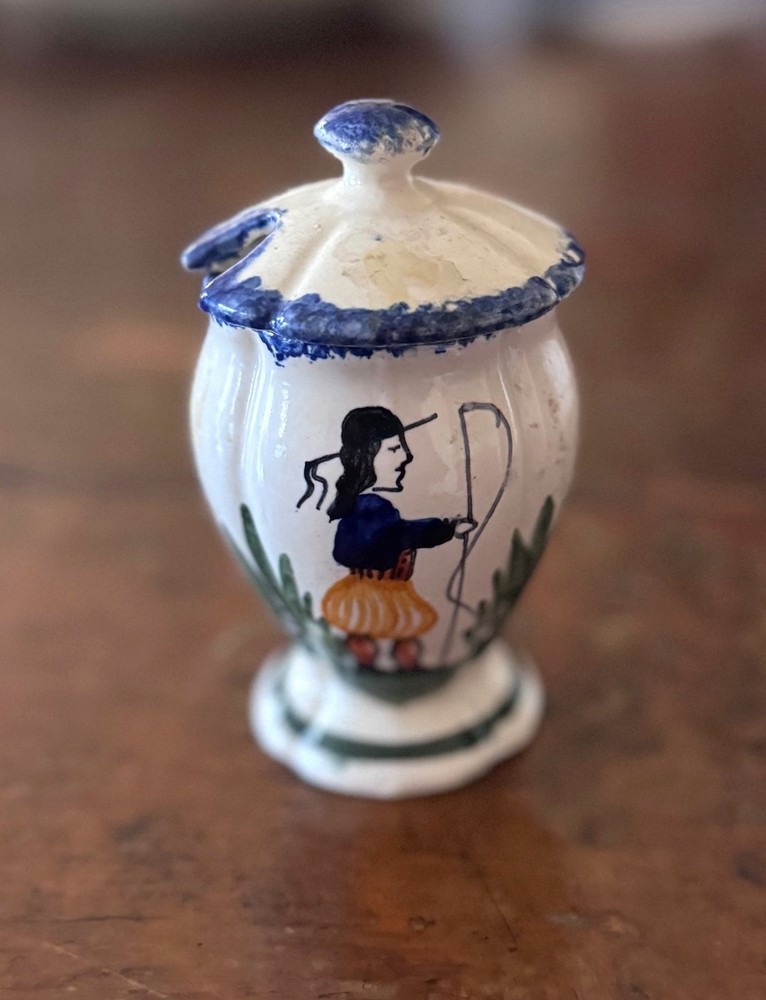 Early Quimper Covered Mustard Pot