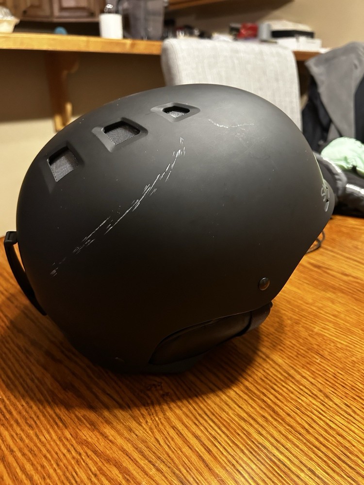 Smith Holt Matte Black Ski and Snowboard Helmet Size Large