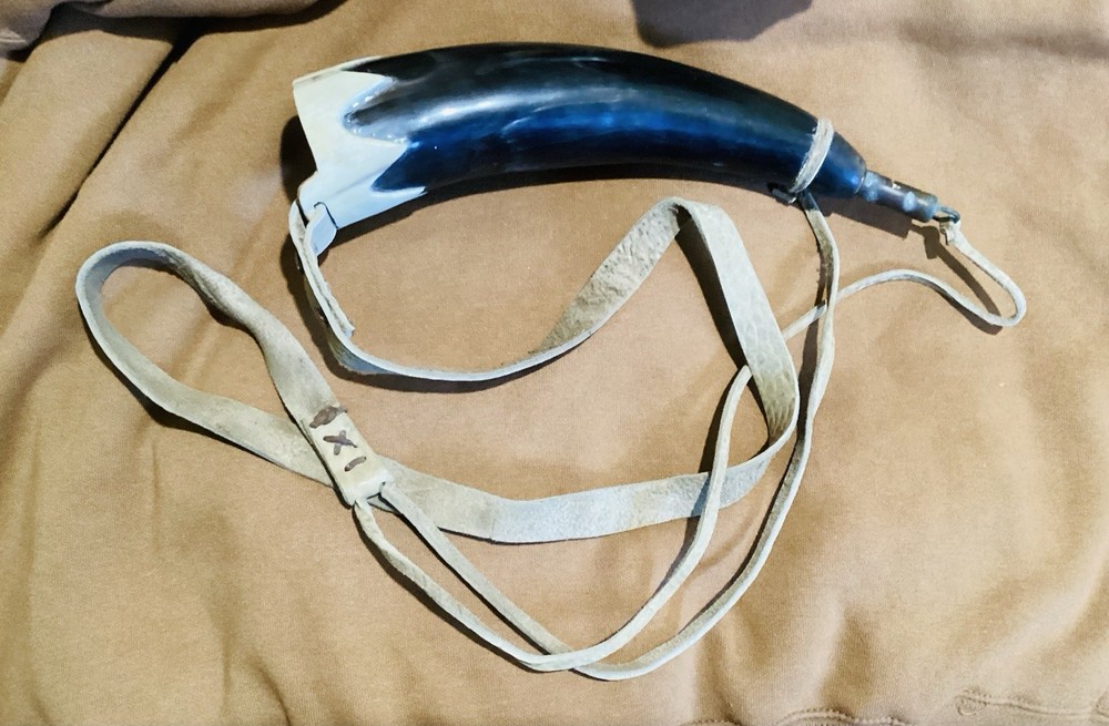 Custom Black powder POWDER HORN