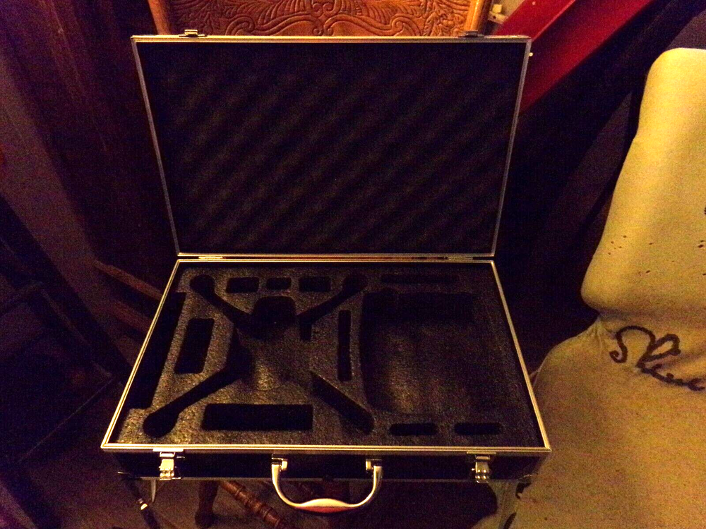 UNKNOW MAKE AND MODEL CASE FOR DRONE