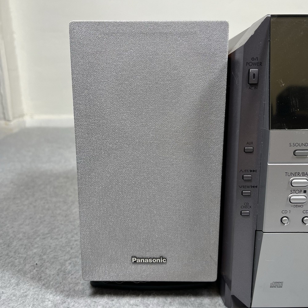 Panasonic SA-PM19 CD Stereo System 5 Disc Changer Cassette MP3 Fully Functional