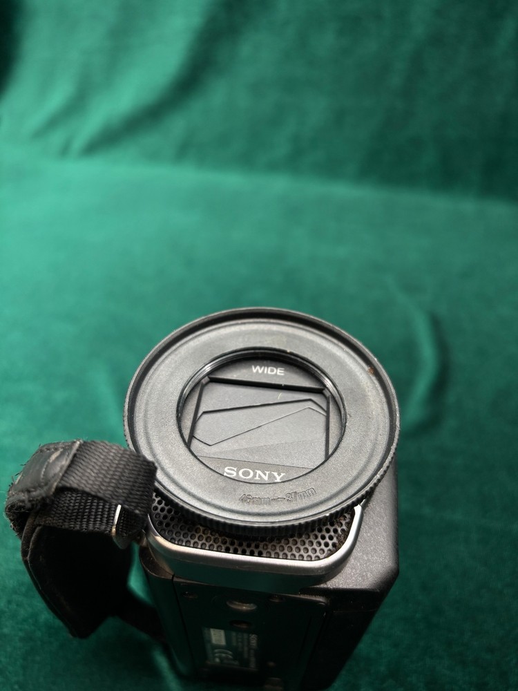 Sony Handycam HDR PJ420/ Camera Only/ Works