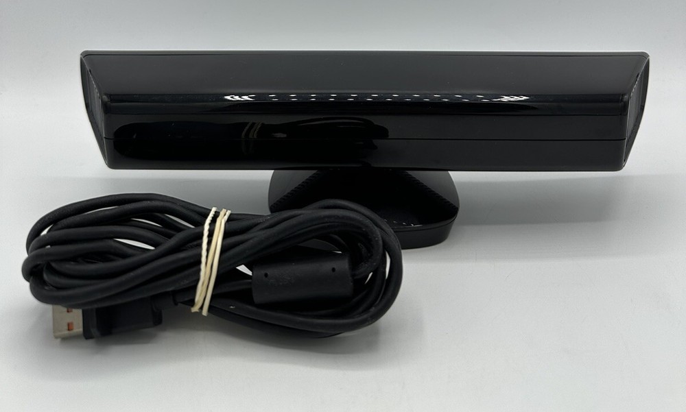 Xbox 360 Kinect Sensor Black Model 1414 Microsoft works