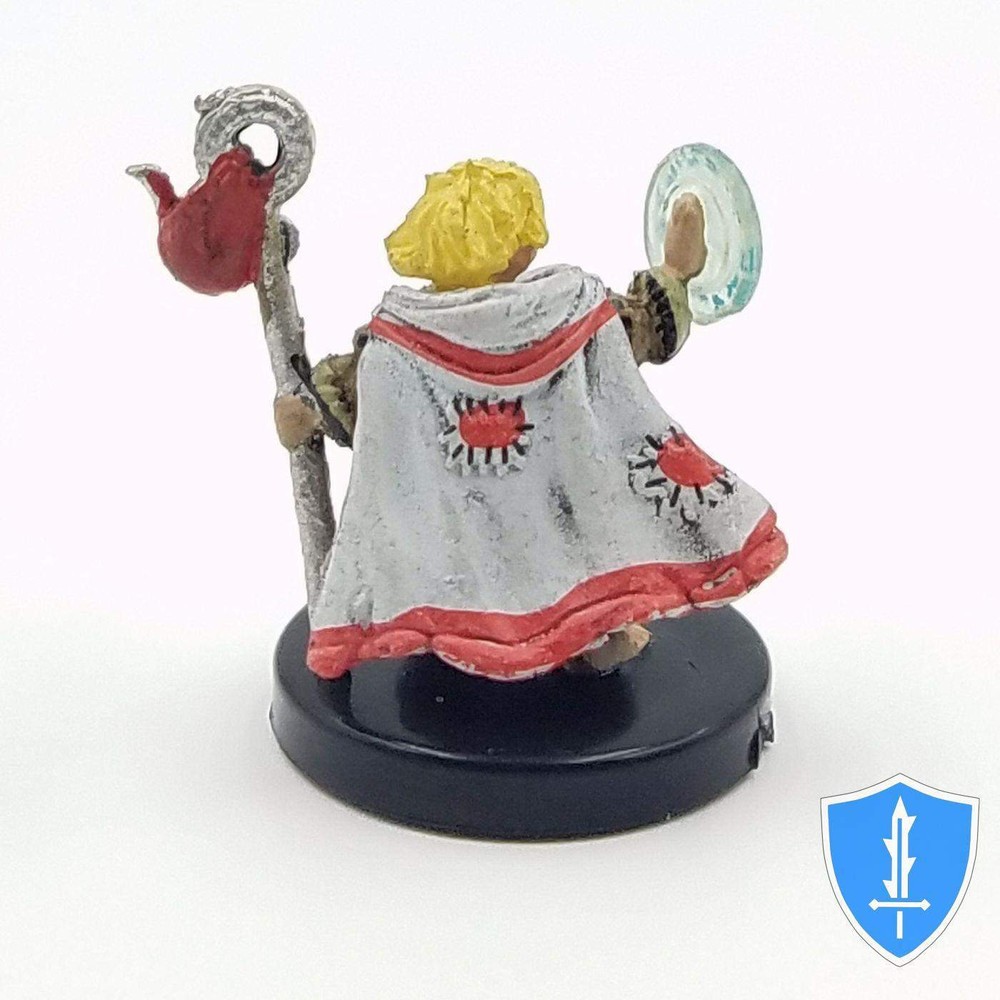 Halfling Druid - Legendary Adventures #33 Pathfinder Battles D&D Miniature