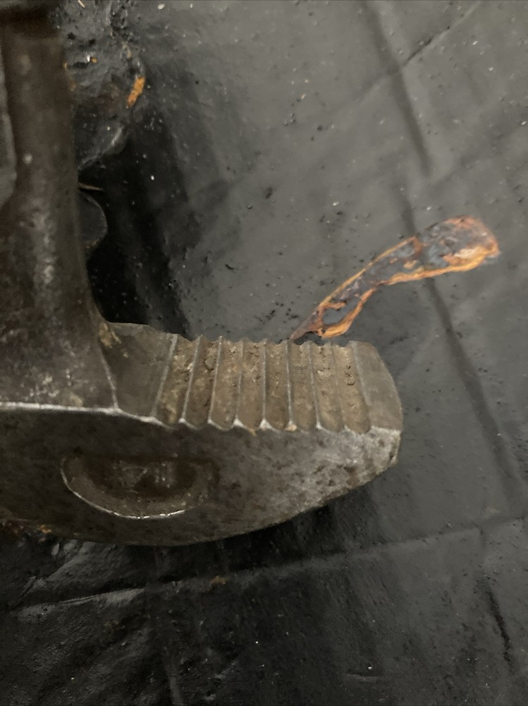 14” Pipe Wrench Hook Jaw With Nut. Box E