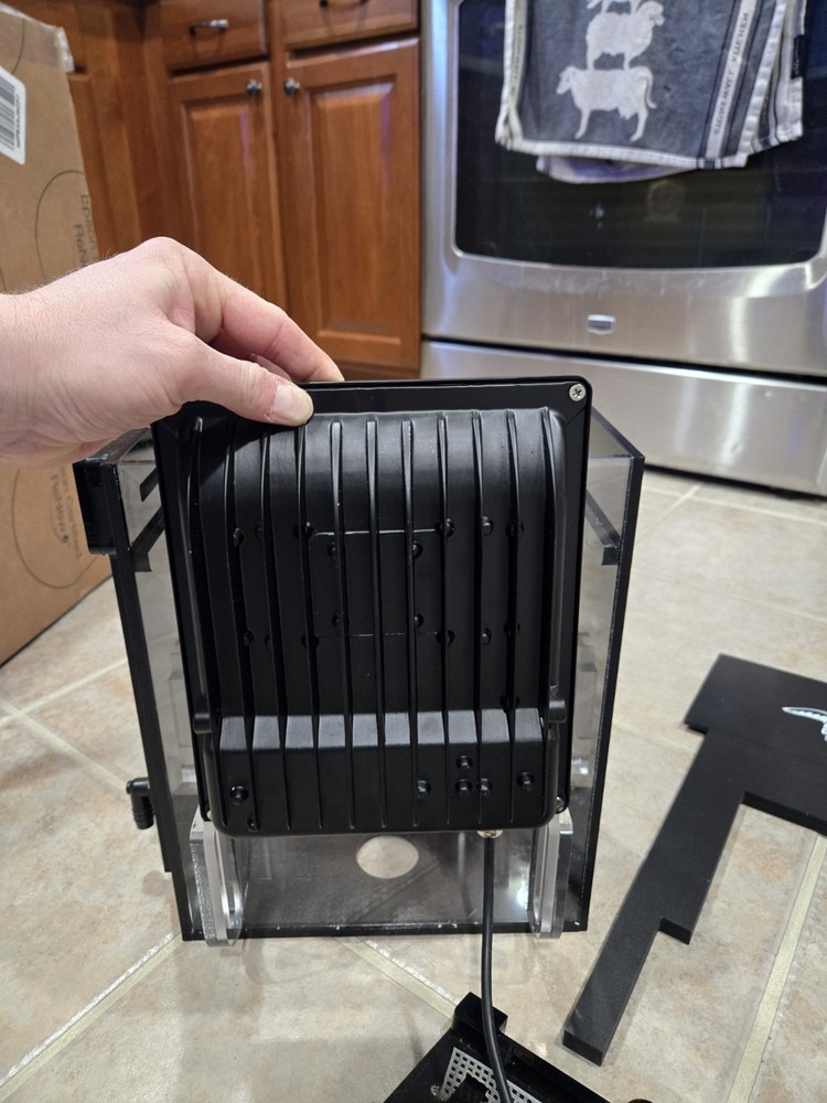 Clear Water External Algae Scrubber V2 Model CW-200 READ DESCRIPTION