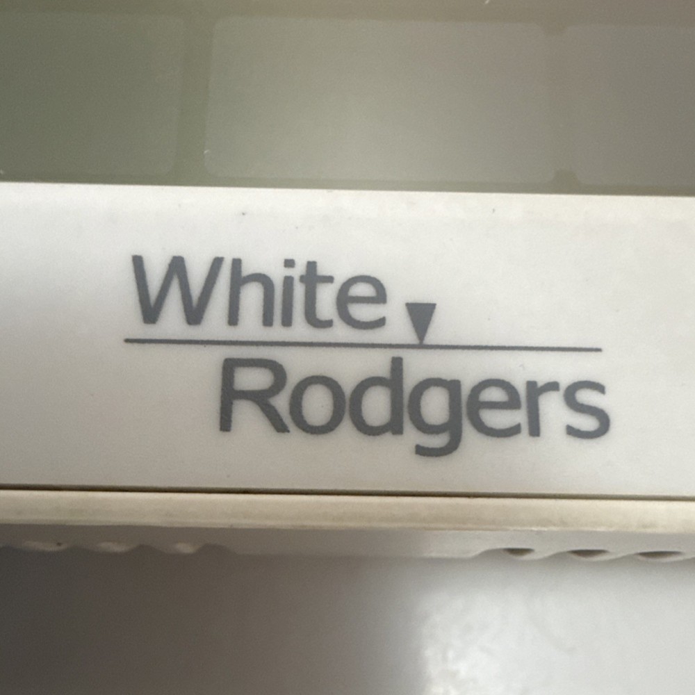 White Rodgers Touchscreen Programmable Digital Thermostat - Tested Working