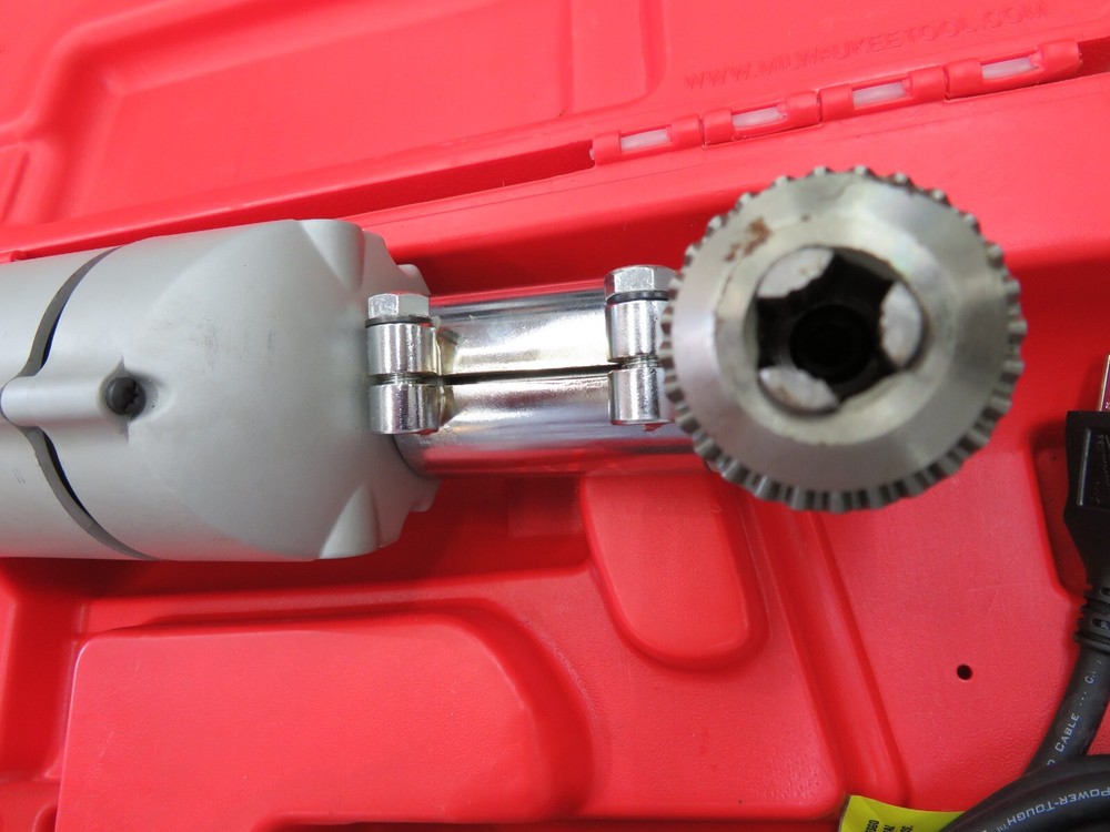 Milwaukee 3107-6 1/2in D-Handle Right Angle Drill Kit