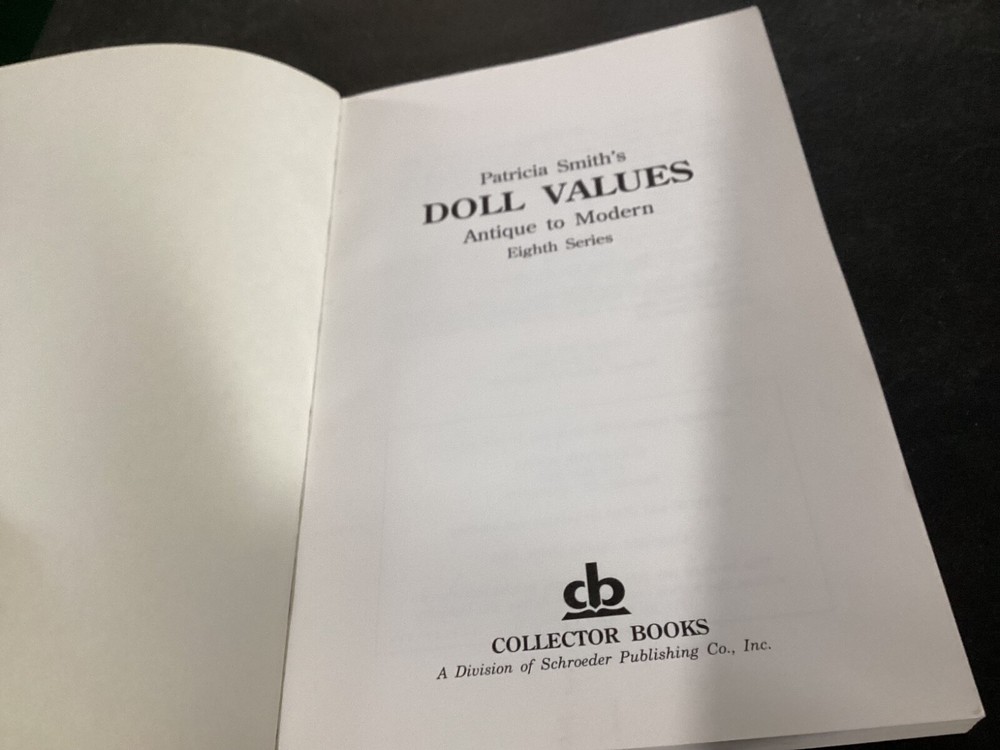 Dolls Values Paperback Information Book 1992