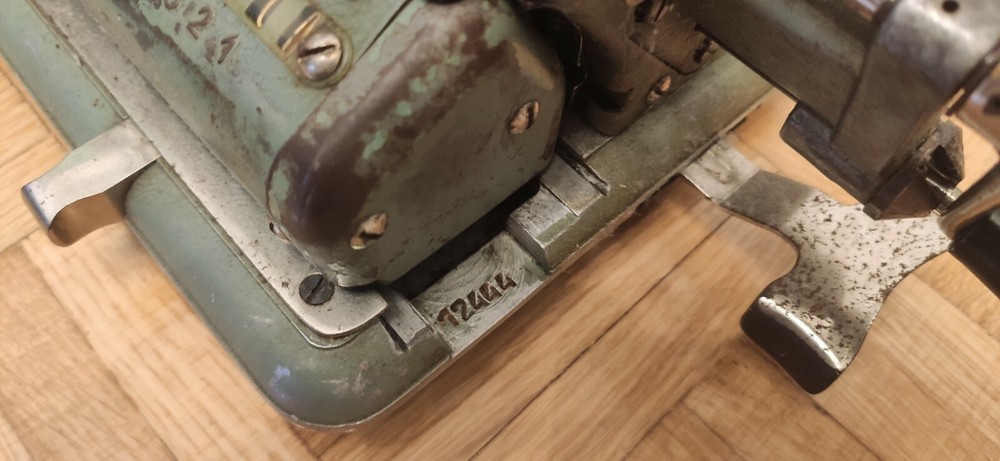 CALCOREX VINTAGE MECHANICAL CALCULATOR Pinwheel adding machine