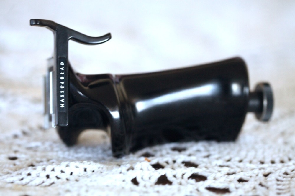 Hasselblad Flash Holder Left Hand Grip, Very Good Condition!