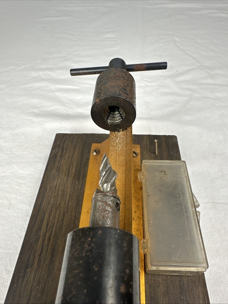 Forster Original Case Trimmer for Reloading Brass - Lathe Style Tool