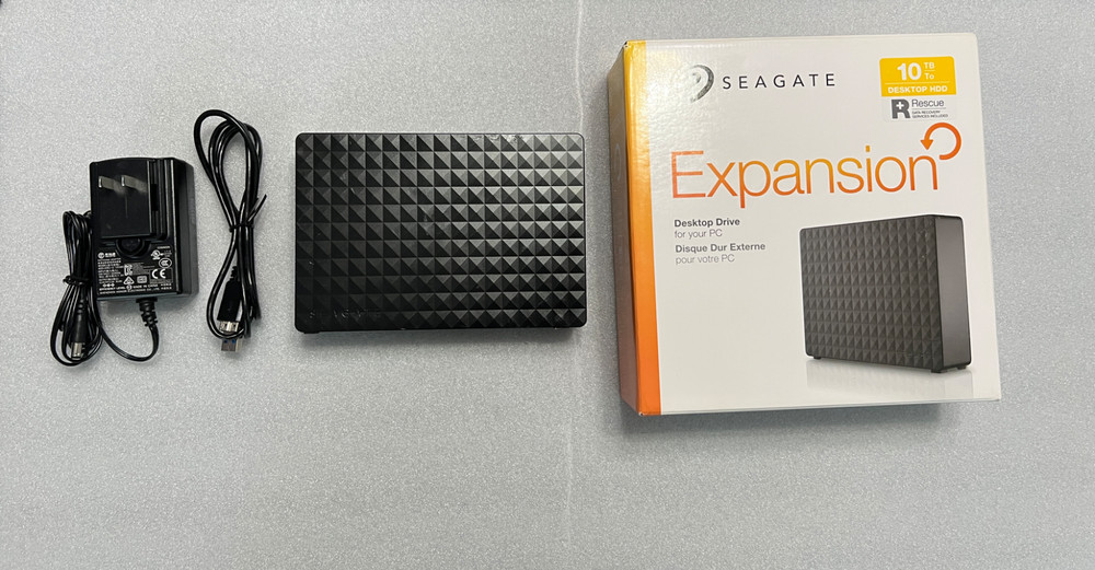 Seagate 10TB Expansion Desktop External Hard Drive USB 3.0
