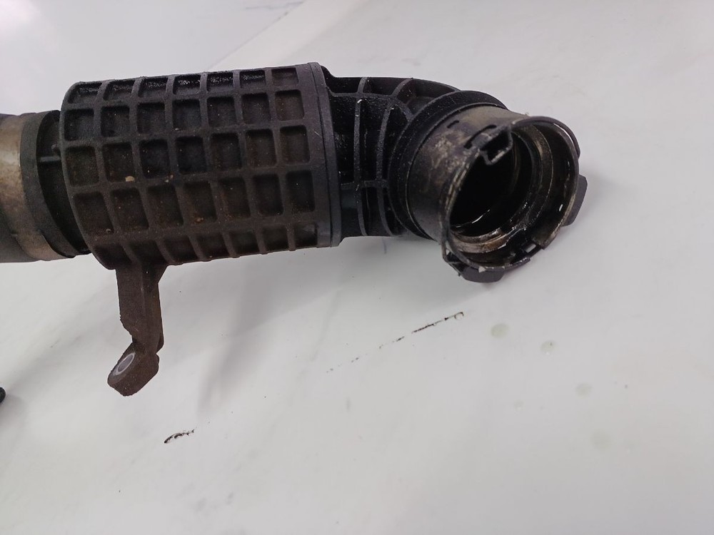 2016 MINI Hatchback F56 Intercooler Pipe Hose 8577233