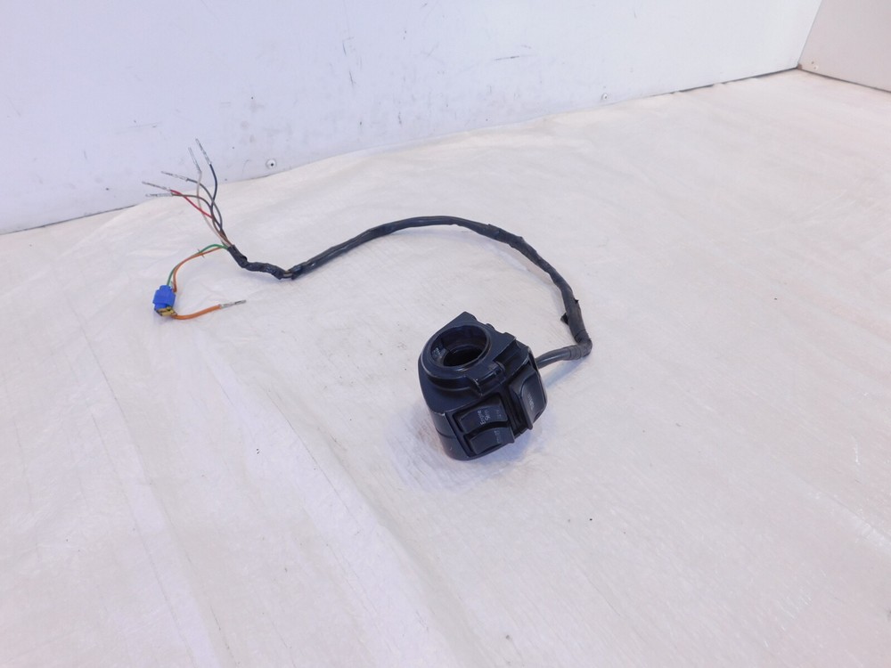 1986 Harley Davidson Sportster Right Handlebar Engine Start Stop Switch Buttons