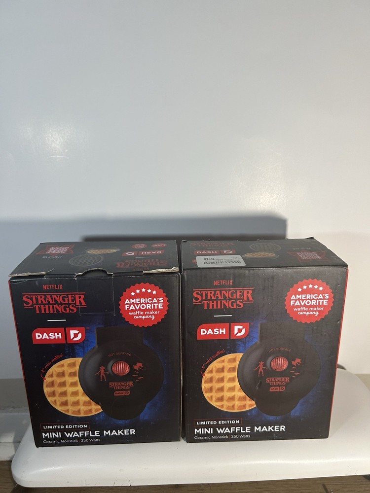 Dash Limited Edition Mini Waffle Maker 4” Nonstick 350W Kitchen New