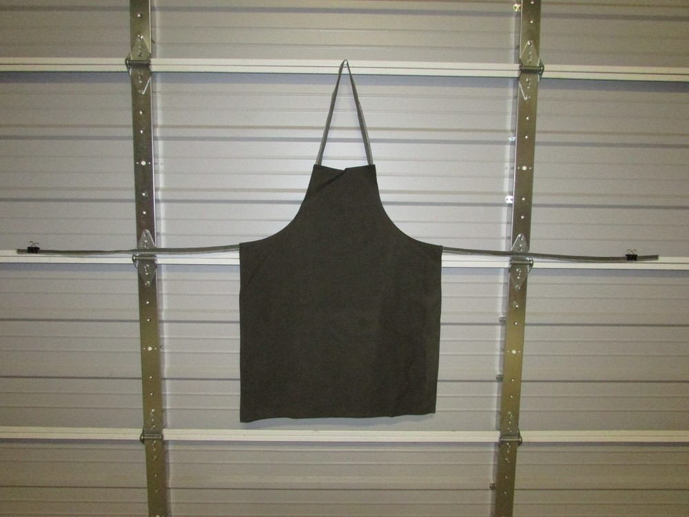 NEW HEAVY DUTY COTTON WORK APRON, 33" x 25", MOSS (E)