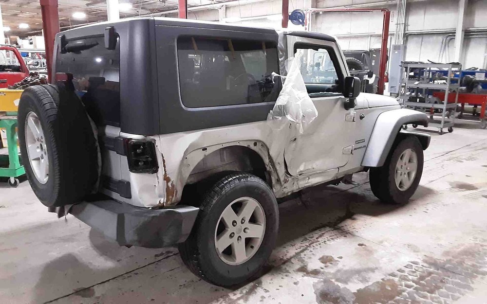 Used Windshield Frame fits: 2010 Jeep Wrangler Grade A