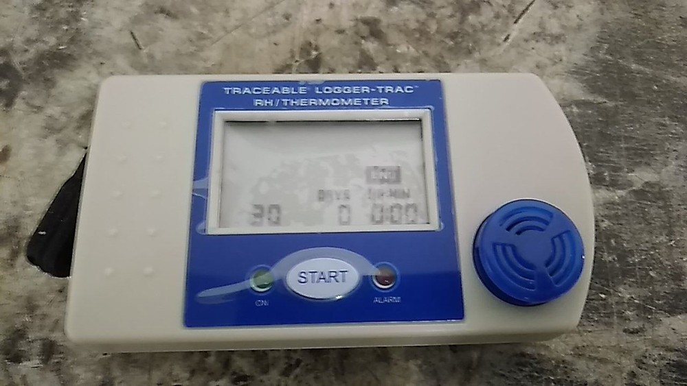 Traceable 6550 -20 to 161 Degrees F Humidity, Temperature Data-Logger