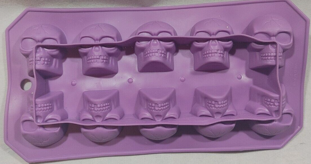 Soap Mold - Skulls