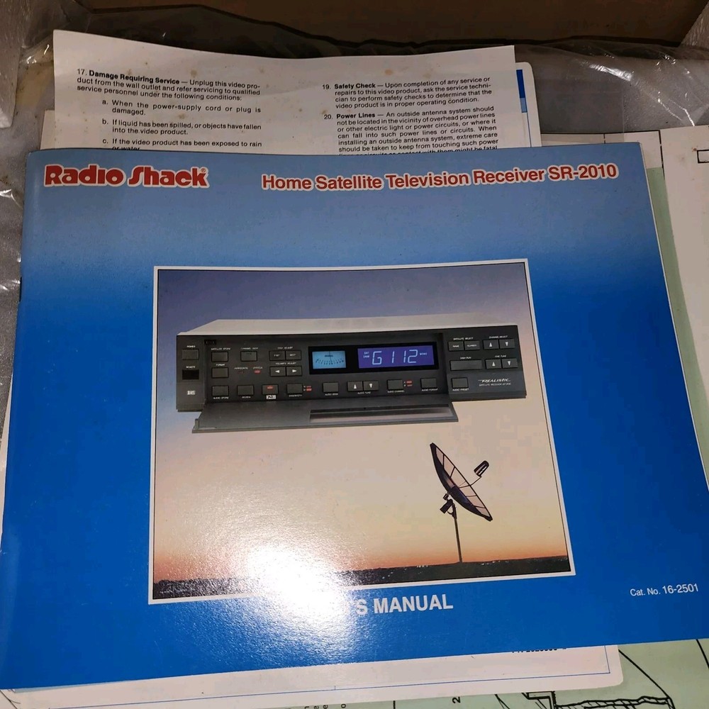 Realistic Satellite Receiver SR 2010 NOS In BOX with Remote