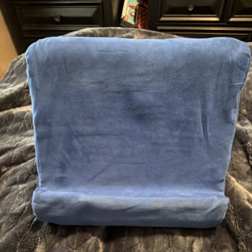 Pillow Pad Blue Tablet & eReader Pillow Stand Holder, Washable, Freestanding