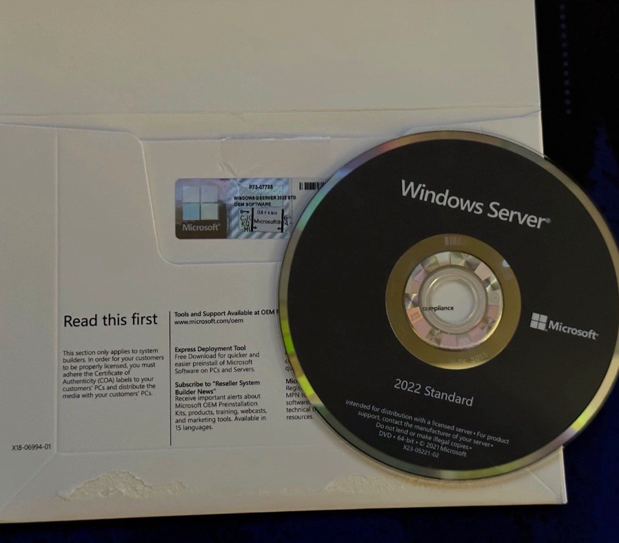 Microsoft Windows Server 2022 Standard 64-bit License & DVD 16 Core