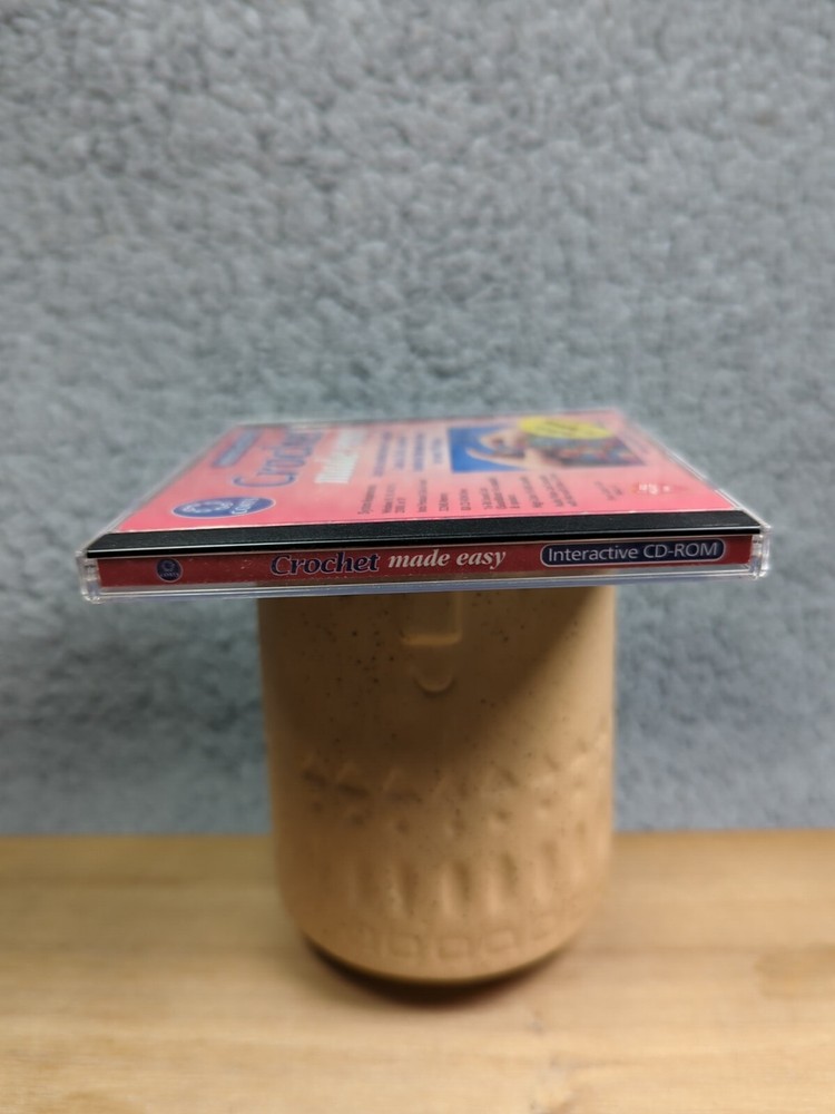 Coats & Clark Crochet Made Easy (CD-Rom, 2002) |