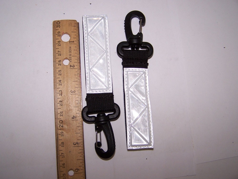 PAIR (2) HIGHLY REFLECTIVE NYLON BELT / GEAR LOOP WITH SWIVEL BOLT SNAP