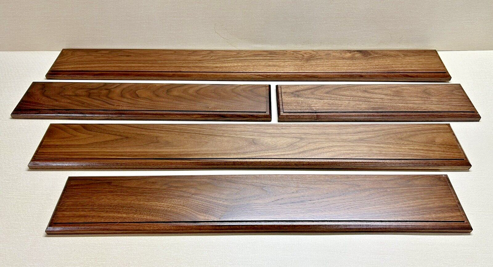 18" O Scale Model Train Display Case, Walnut Base