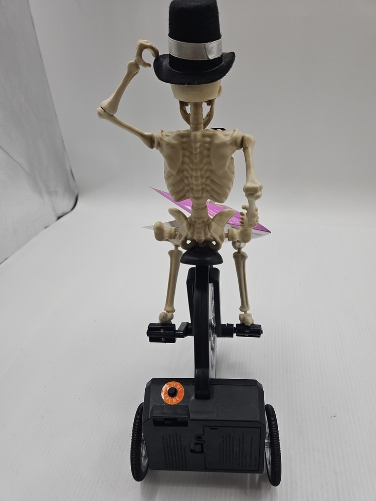 Animated Led Skeleton On Tricycle [79]