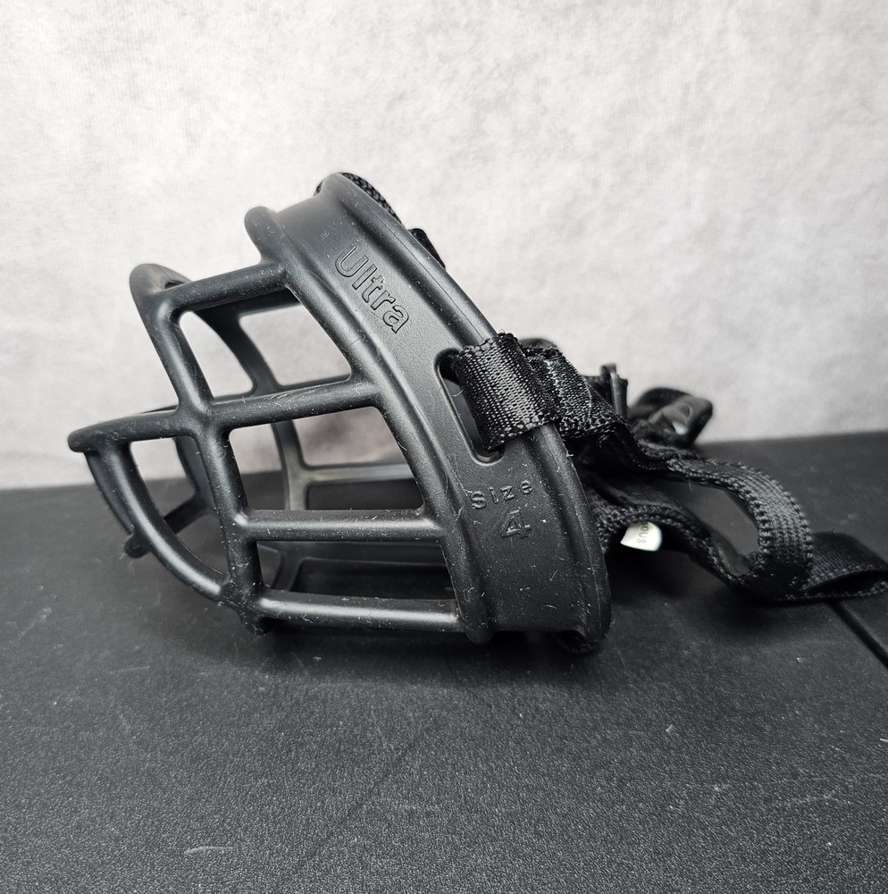 Baskerville Ultra Dog Muzzle- Size 4 - Black Great Condition