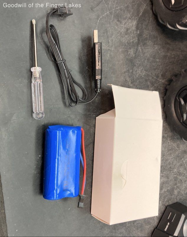 amphibious RC car UNTESTED