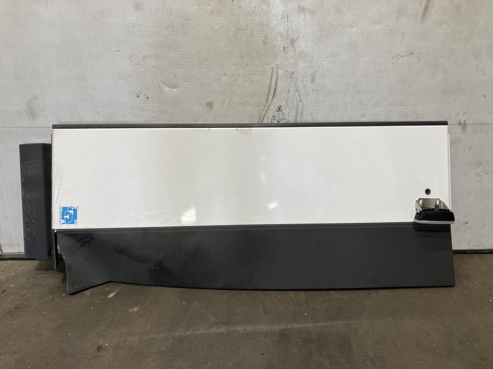 2012-2026 Freightliner CASCADIA WHITE LOWER Side Fairing/Cab Extender - Used